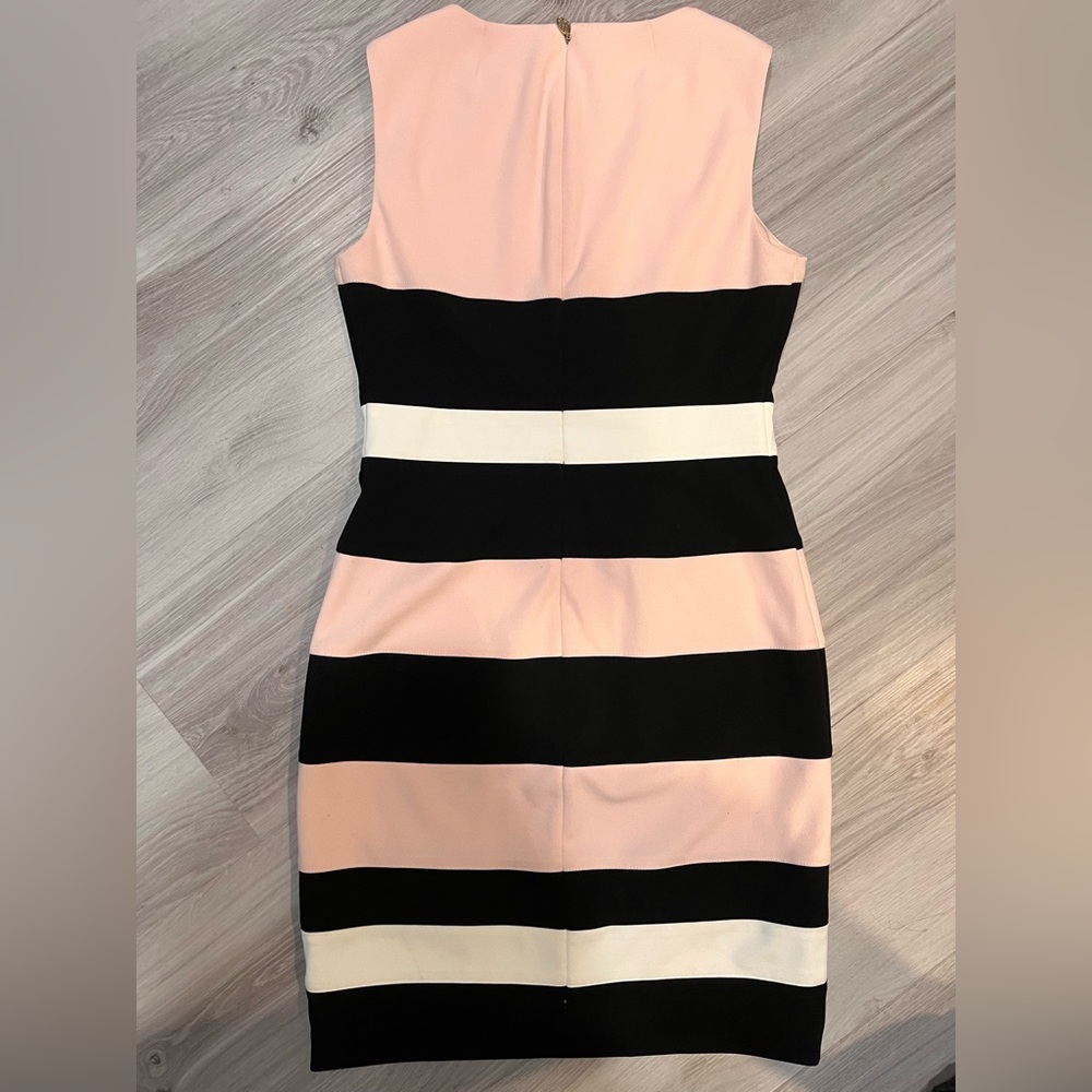 TOMMY HILFIGER Elegant Black and Pink Striped Dress - Picture 4 of 11